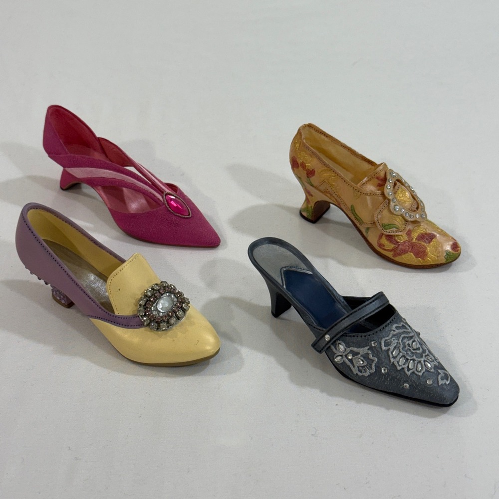 Just The Right Shoe Raine Gilded & Glamorous Collection 4pc Bundle Regal